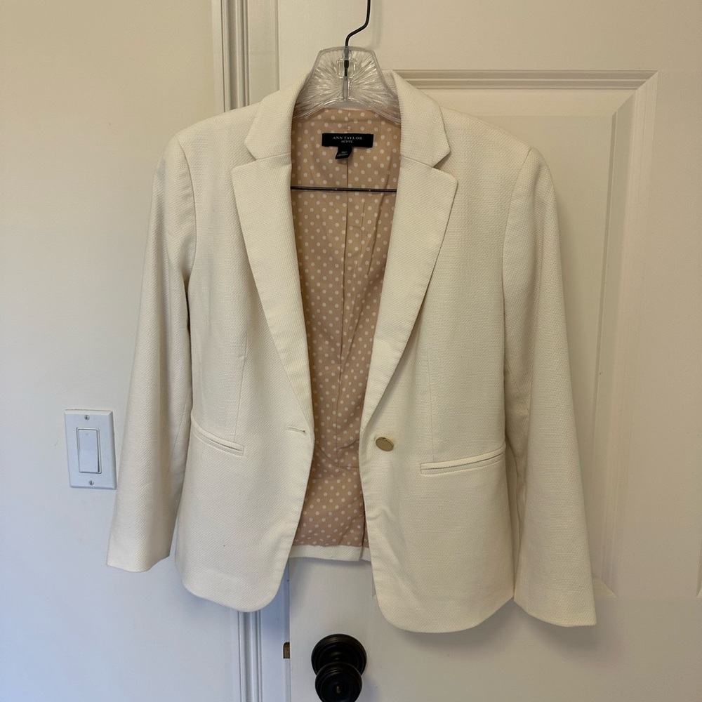 Ann Taylor Blazer Size 0 Petite